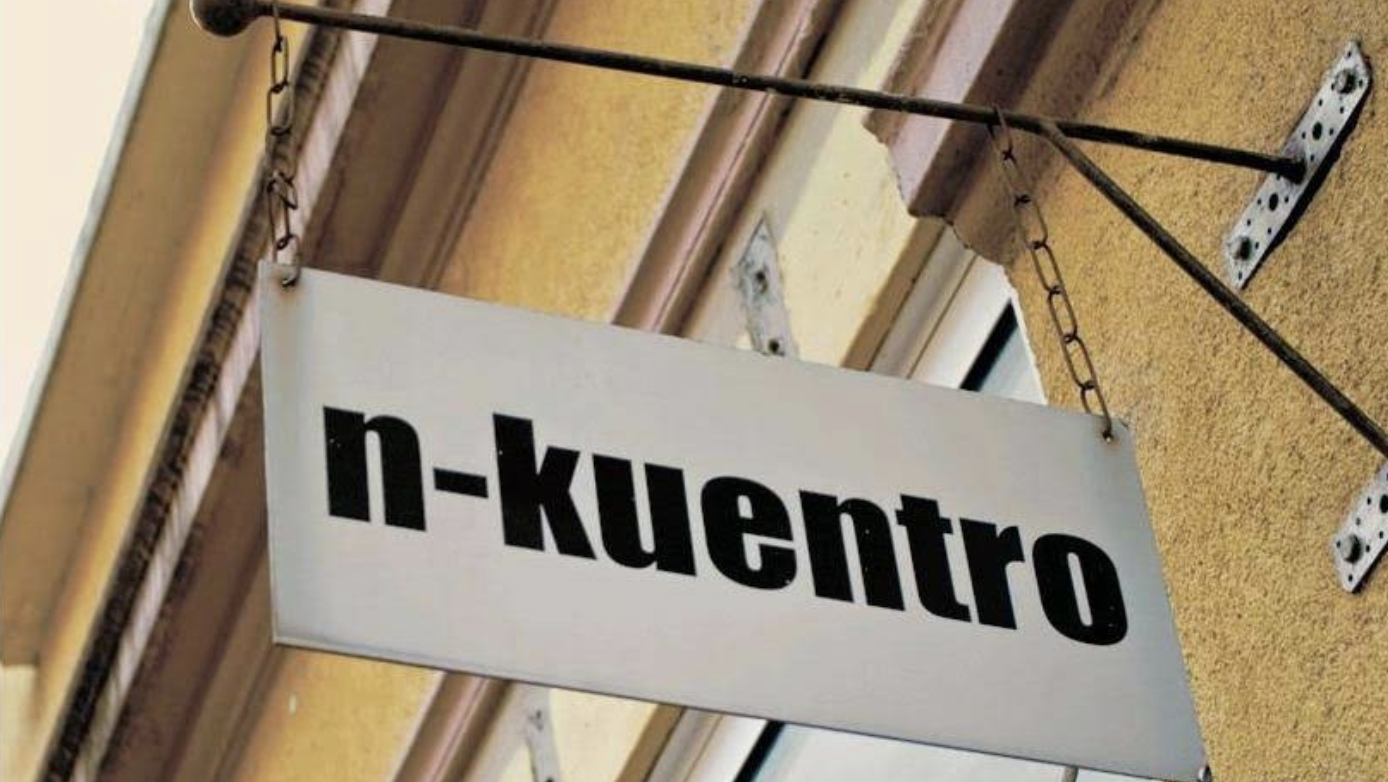 Das Schild von n-kuentro über dem Eingang an der Berger Straße